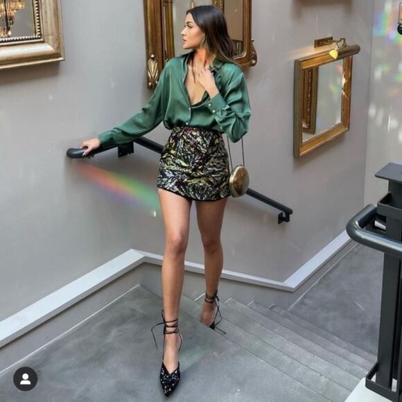 NWT ZARA SEQUINED SKIRT MINI GREEN AND BLACK - Picture 2 of 15